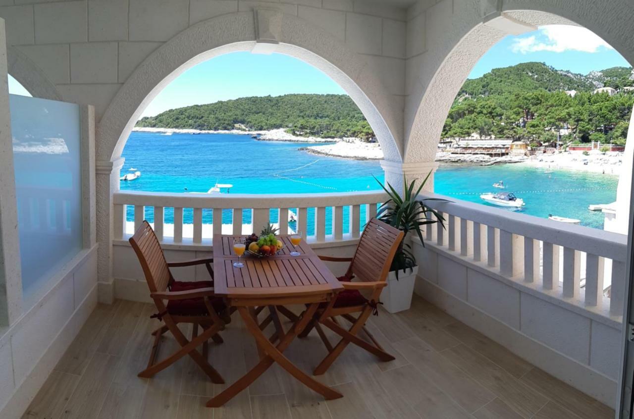 Stonehouse Milna (Hvar)